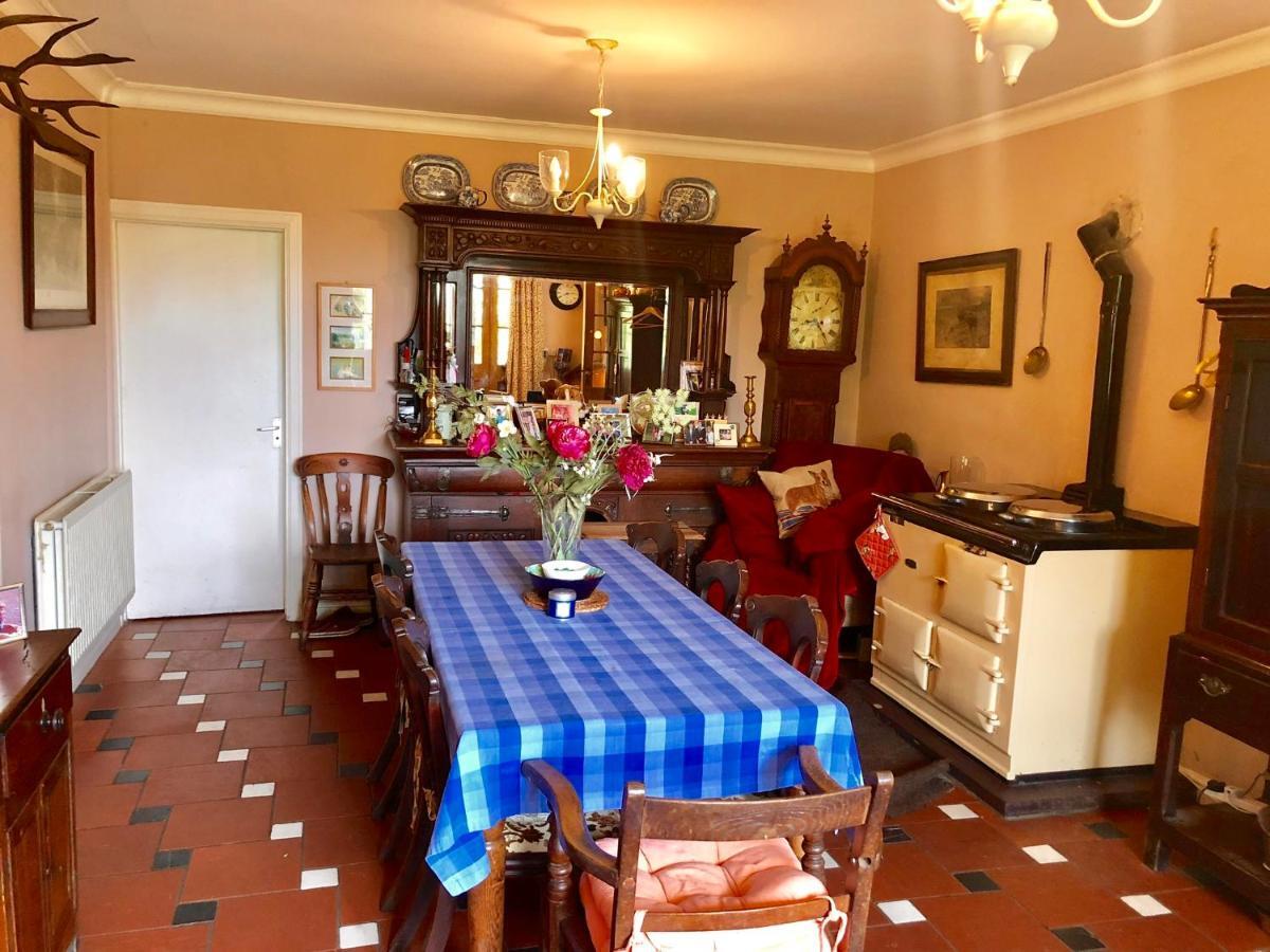 Cilffriw Farm Apartment Neath Ngoại thất bức ảnh
